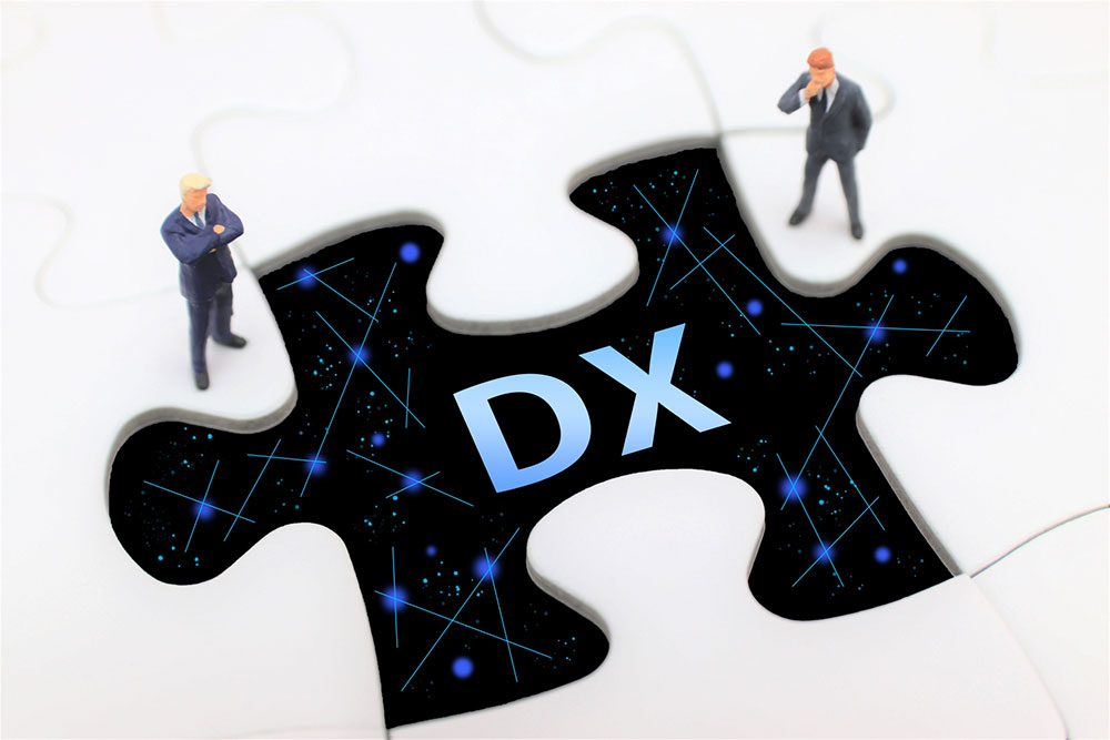 DXの実現を引き寄せる「攻めのDX」とは？守りのDXと比較しながら成功事例などを紹介